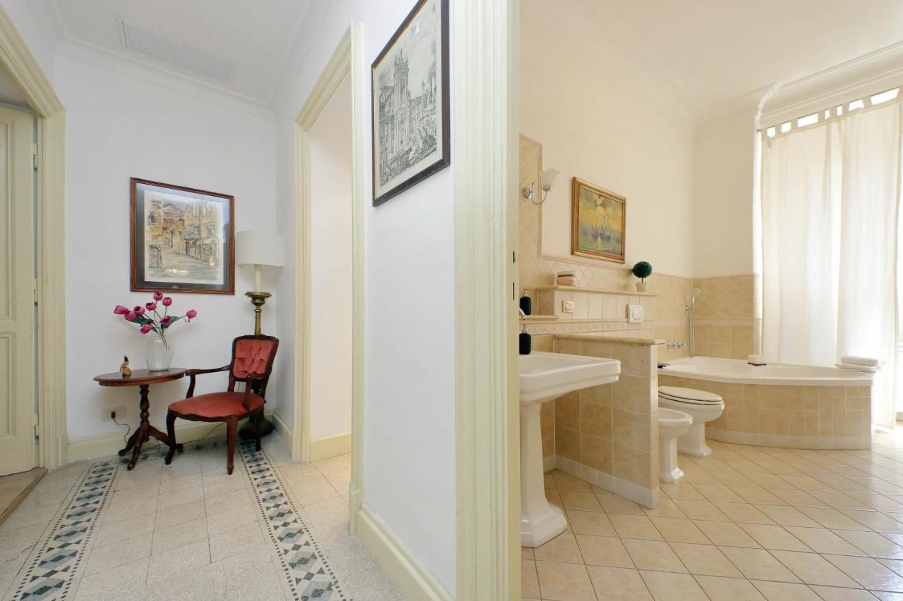 Divine Vatican View Apartment Рим Экстерьер фото