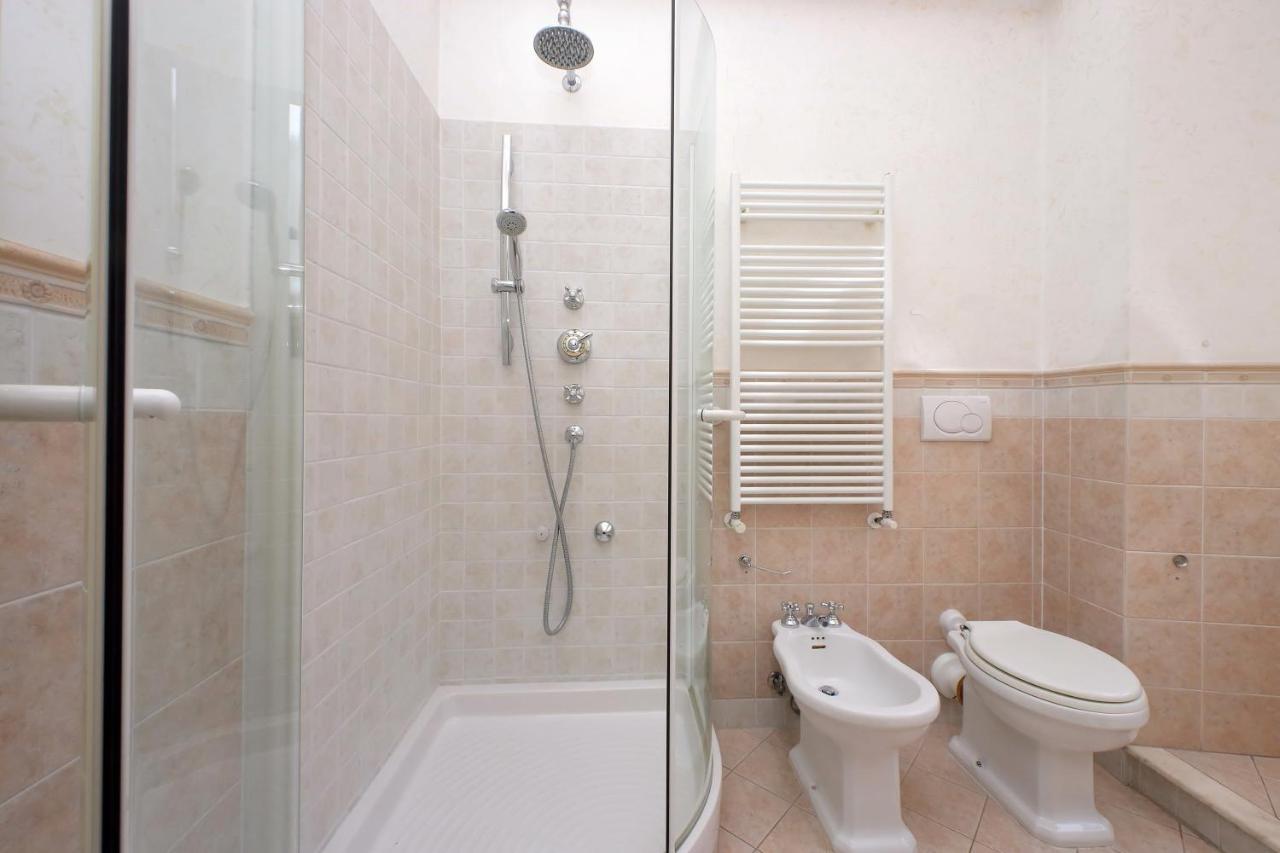 Divine Vatican View Apartment Рим Экстерьер фото